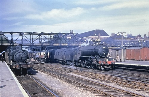 35mm colour rail - rail, slide