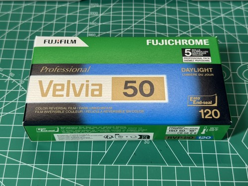 120 fujifilm velvia - 120,